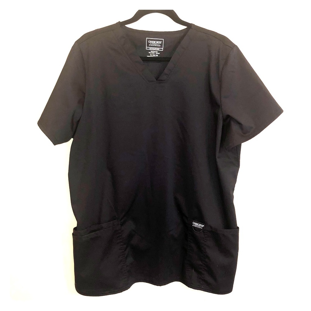 Cherokee black scrub top with pockets